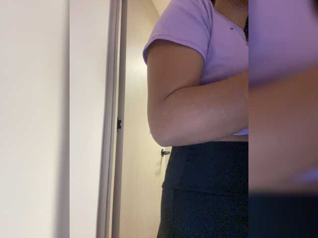 Alisson-Grey live cam on BongaCams