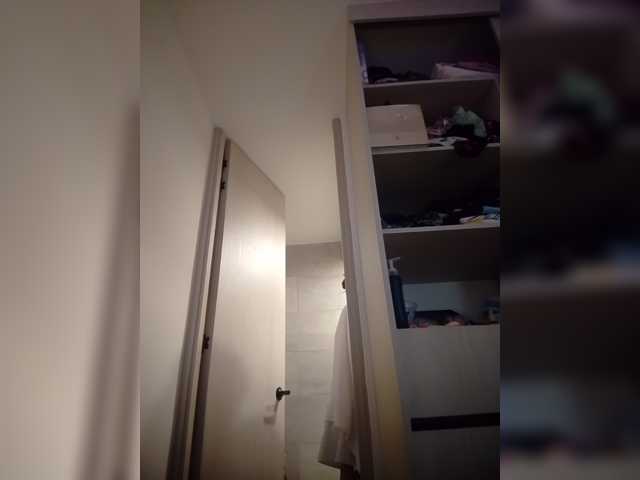 Alisson-Grey live cam on BongaCams