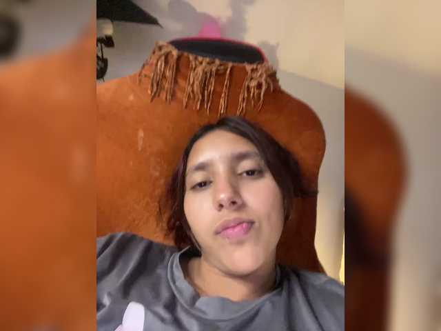 Alisson-Grey live cam on BongaCams