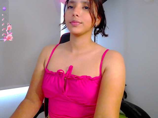 Alisson-Grey live cam on BongaCams