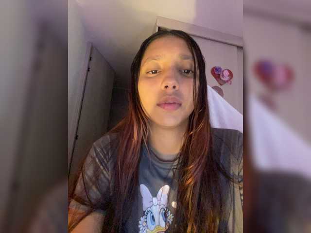 Alisson-Grey live cam on BongaCams