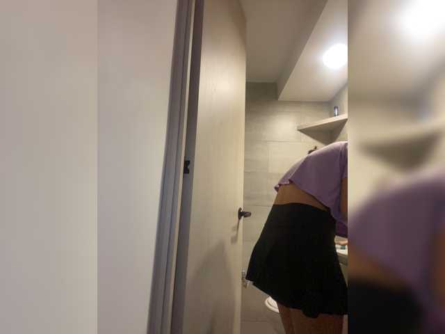 Alisson-Grey live cam on BongaCams