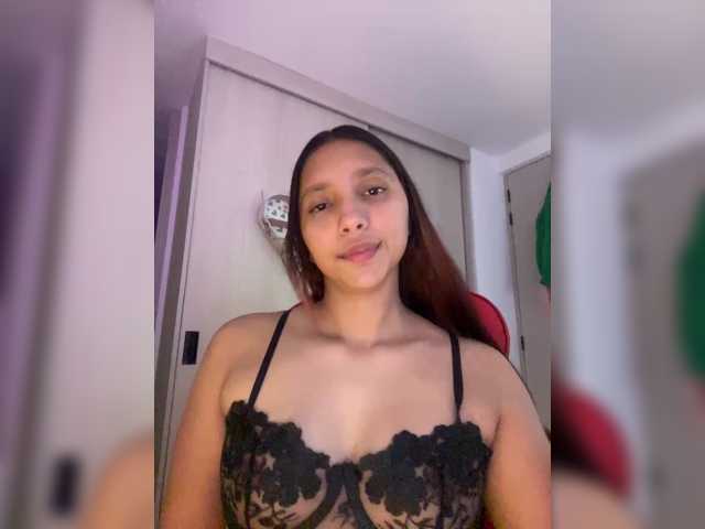 Alisson-Grey live cam on BongaCams