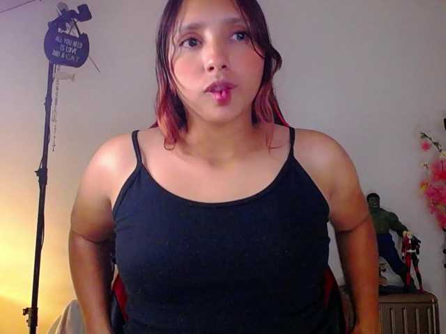 Alisson-Grey live cam on BongaCams