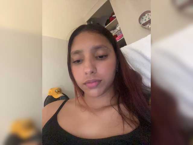 Alisson-Grey live cam on BongaCams