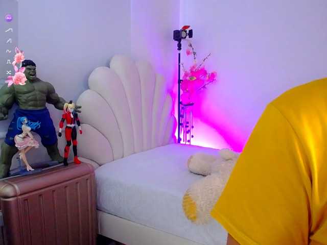 Alisson-Grey live cam on BongaCams