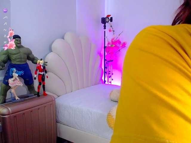 Alisson-Grey live cam on BongaCams