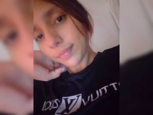 Alisson-Grey live cam on BongaCams