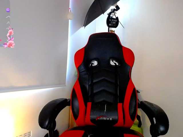 Alisson-Grey live cam on BongaCams