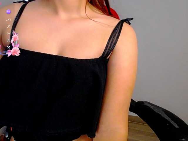 Alisson-Grey live cam on BongaCams
