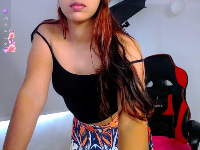 Alisson-Grey live cam on BongaCams