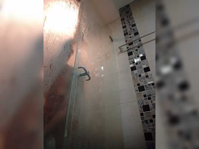 Alisson-Grey live cam on BongaCams