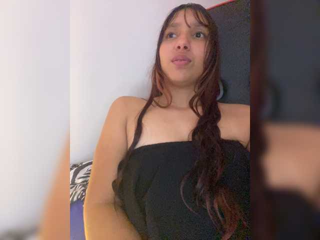 Alisson-Grey live cam on BongaCams