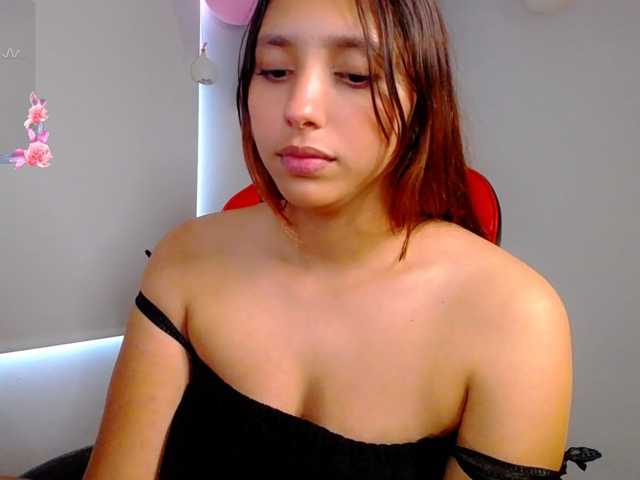 Alisson-Grey live cam on BongaCams