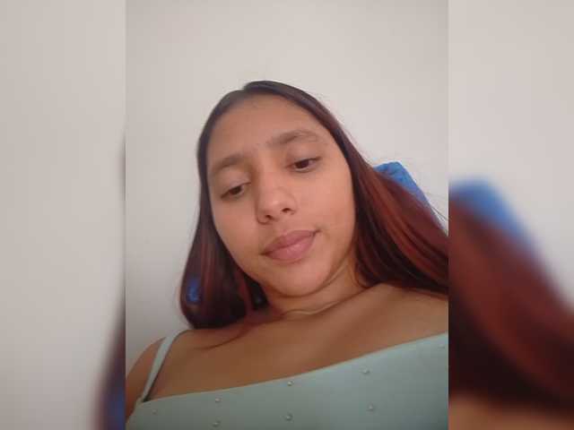 Alisson-Grey live cam on BongaCams