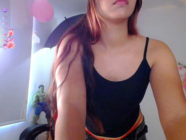 Alisson-Grey live cam on BongaCams