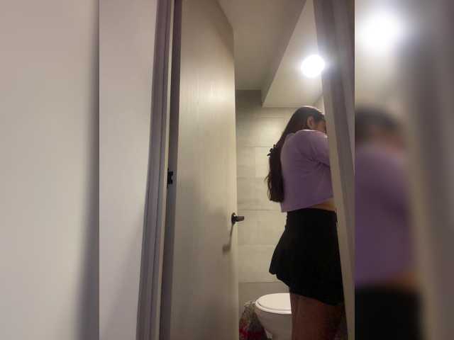 Alisson-Grey live cam on BongaCams