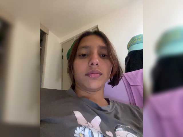 Alisson-Grey live cam on BongaCams