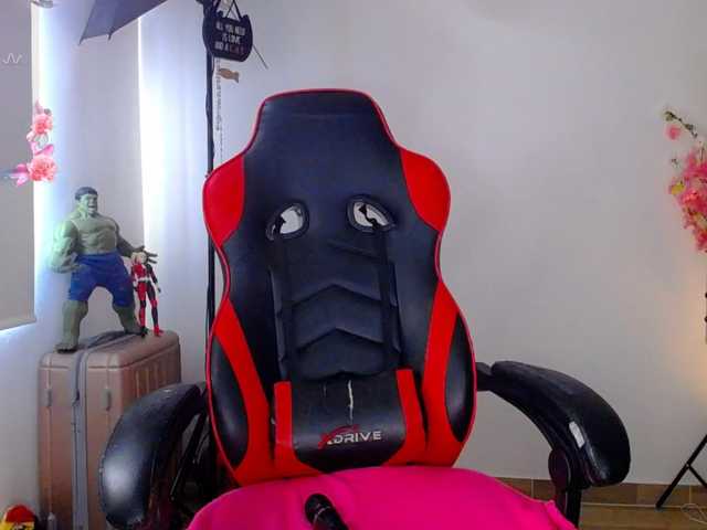 Alisson-Grey live cam on BongaCams