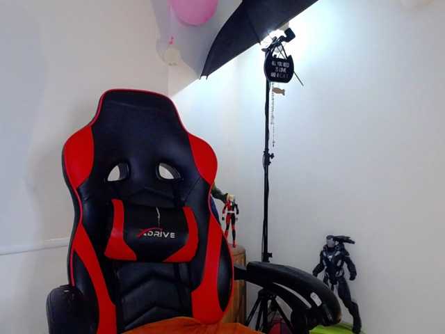 Alisson-Grey live cam on BongaCams
