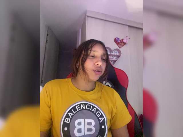 Alisson-Grey live cam on BongaCams