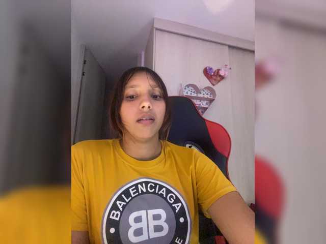 Alisson-Grey live cam on BongaCams