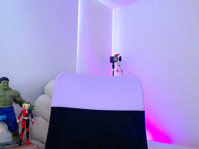 Alisson-Grey live cam on BongaCams