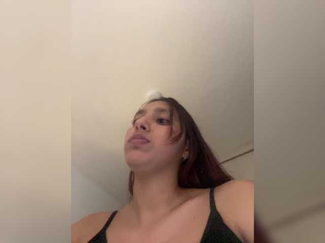 Alisson-Grey live cam on BongaCams