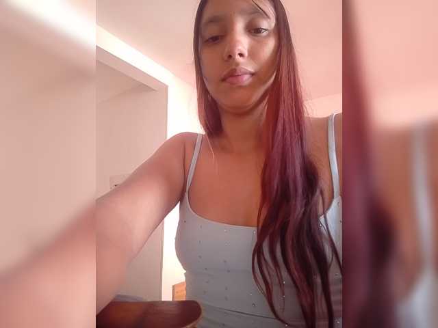Alisson-Grey live cam on BongaCams