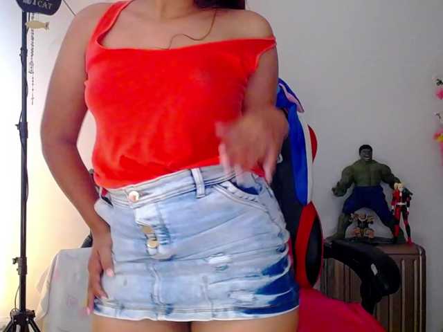 Alisson-Grey live cam on BongaCams