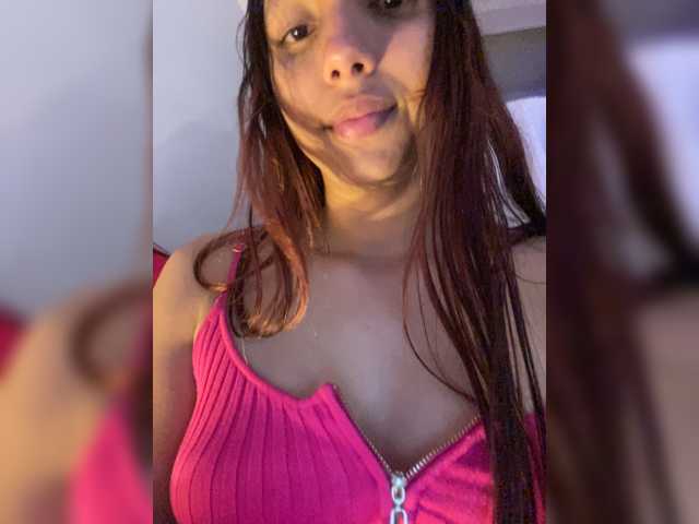 Alisson-Grey live cam on BongaCams