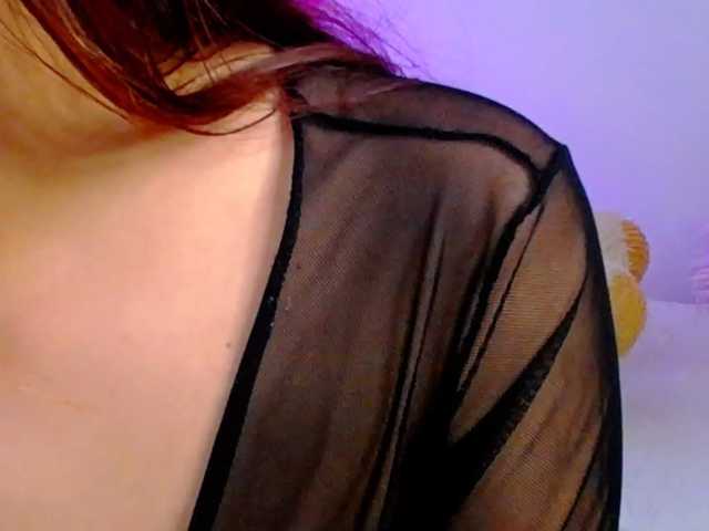 Alisson-Grey live cam on BongaCams