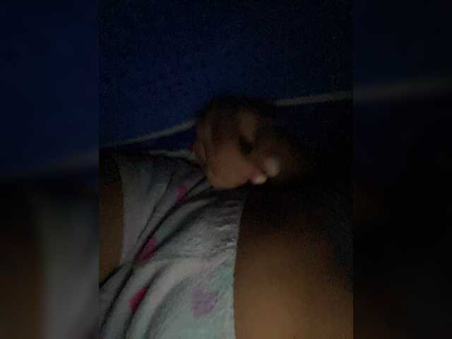 Alisson-Grey live cam on BongaCams