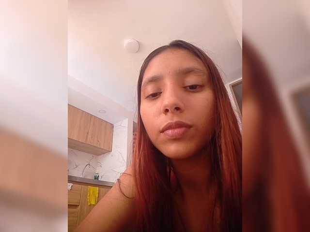 Alisson-Grey live cam on BongaCams