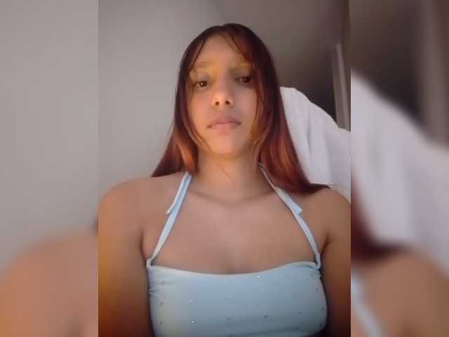 Alisson-Grey live cam on BongaCams