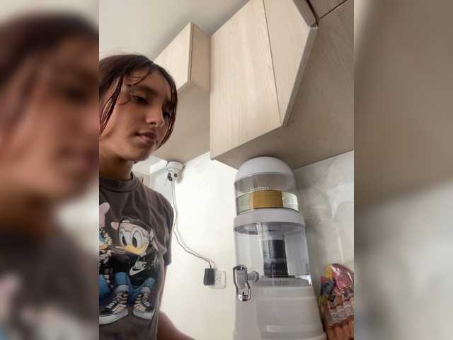 Alisson-Grey live cam on BongaCams