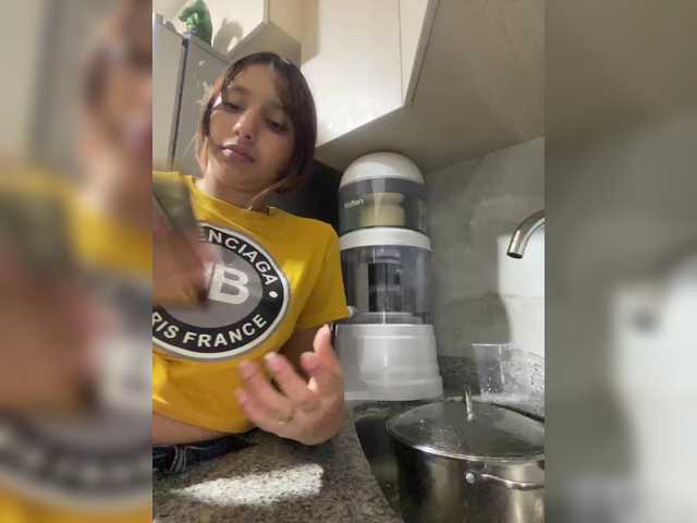 Alisson-Grey live cam on BongaCams