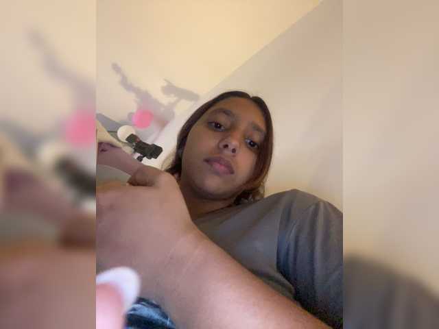 Alisson-Grey live cam on BongaCams