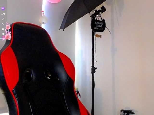 Alisson-Grey live cam on BongaCams