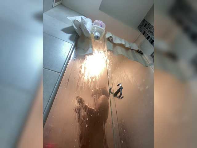 Alisson-Grey live cam on BongaCams