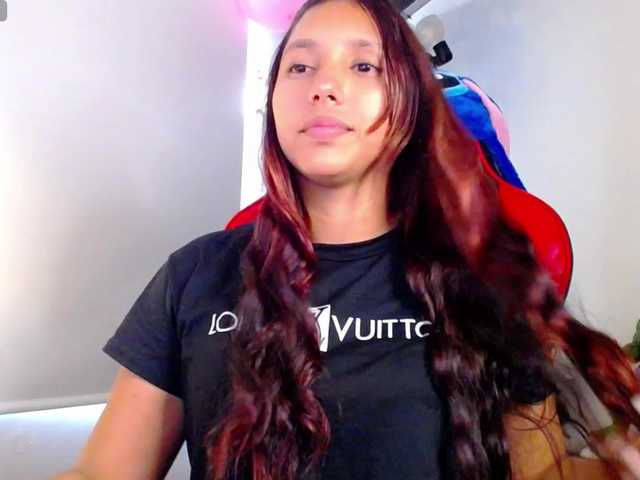 Alisson-Grey webcam