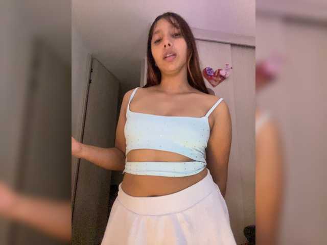 Alisson-Grey live cam on BongaCams