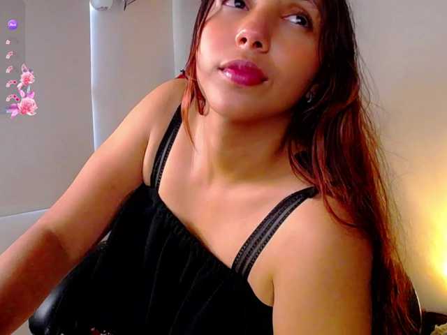 Alisson-Grey live cam on BongaCams
