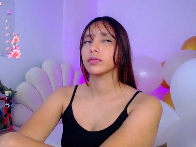 Alisson-Grey live cam on BongaCams