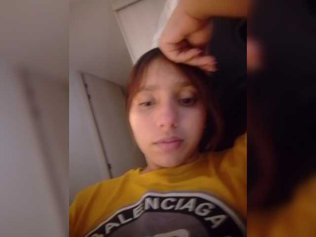 Alisson-Grey live cam on BongaCams