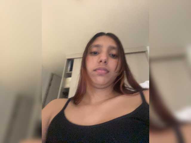 Alisson-Grey live cam on BongaCams
