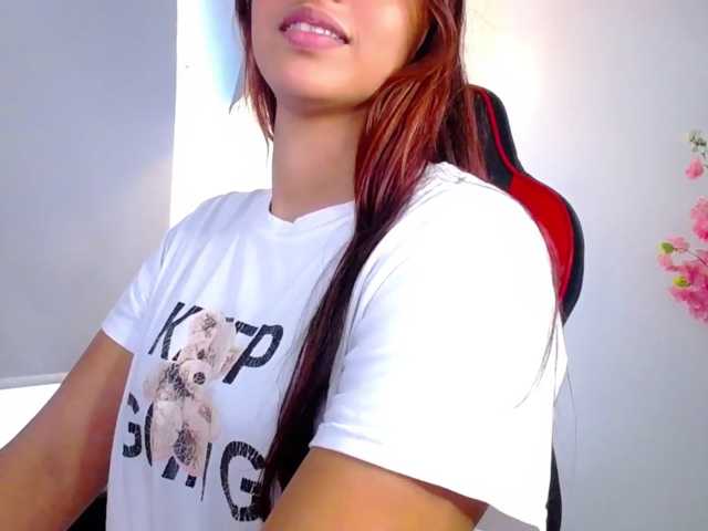 Alisson-Grey live cam on BongaCams