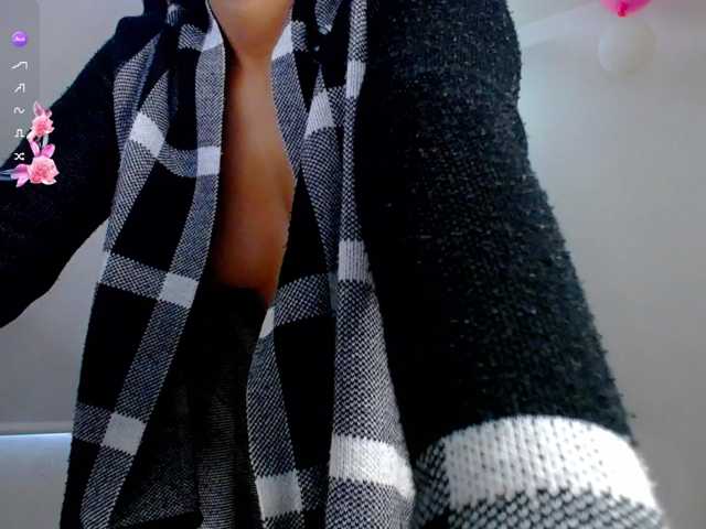 Alisson-Grey live cam on BongaCams
