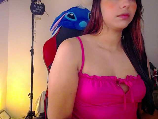 Alisson-Grey live cam on BongaCams