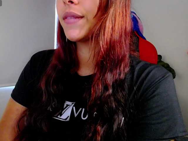 Alisson-Grey live cam on BongaCams